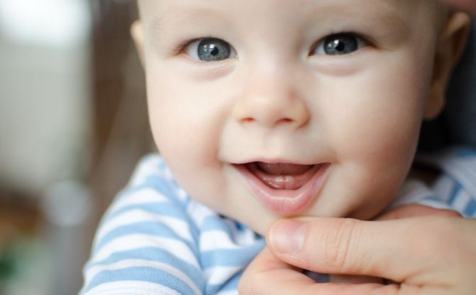 רצף בקיעת שיניים אצל ילדים: סכמה ותזמון