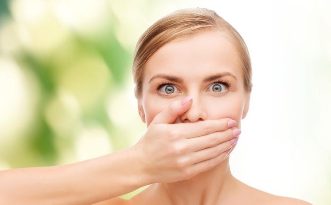 Bad breath in adults or halitosis: causes and treatment options