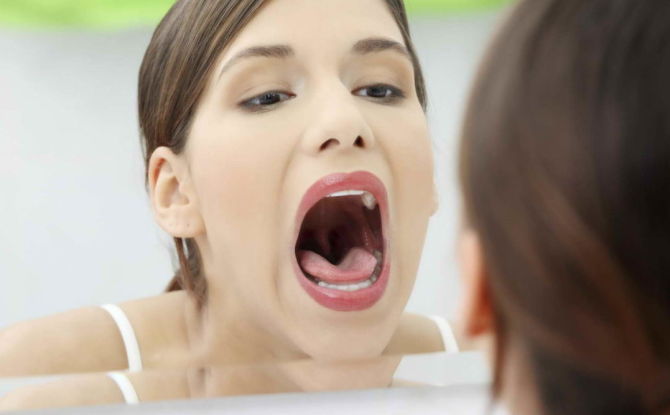 Bolest v ústech: příčiny a metody léčby