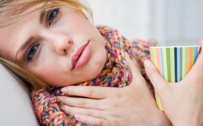 Tumpukan tonsilitis di tekak: bagaimana rupa, penyebab, rawatan