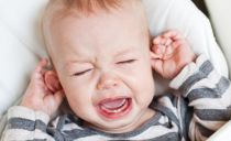 Tos y secreción nasal en la dentición en niños: síntomas, causas, cómo tratar