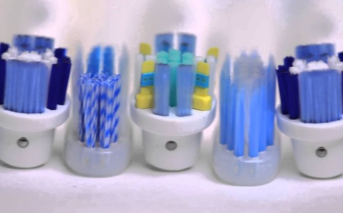Visão geral dos acessórios da escova de dentes Oral-B