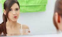 Hogyan fogmosni otthon a száját fogakkal: gyógyszertár és alternatív receptek