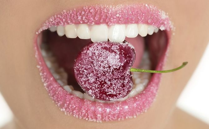 Søt smak i munnen: årsaker, hva behandling betyr