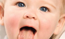 علاج التهاب الفم عند الأطفال حتى عام وما فوق في المنزل