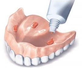 إصلاح طقم أسنان قابل للإزالة إصلاح طقم أسنان كامل قابل للإزالة
