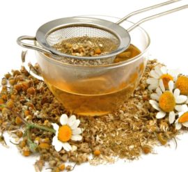 شاي البابونج مغلي لعلاج التهاب الأعصاب في المنزل